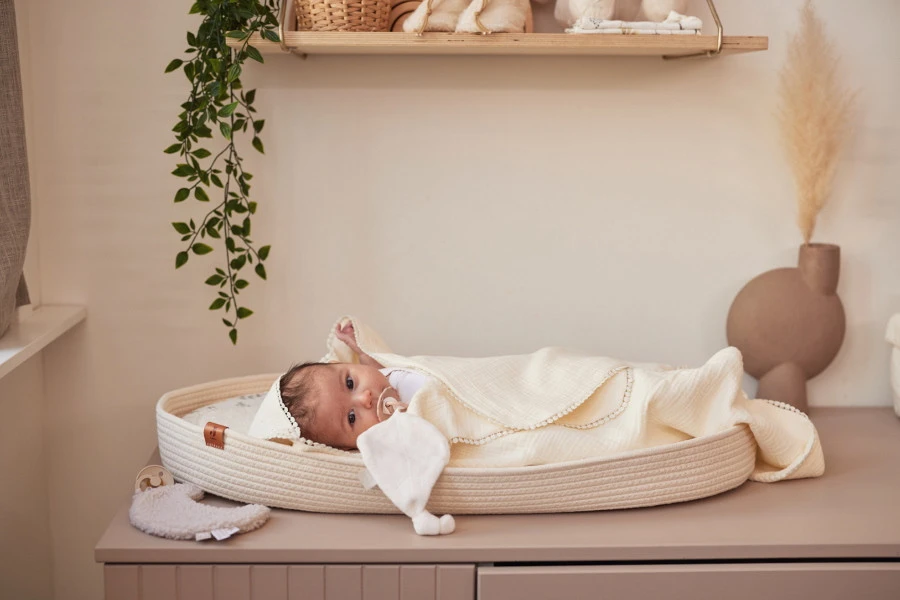 Jollein Embroidery Ivory 75 X 75 Cm Badcape 530-836-66069 8 Jollein Embroidery Ivory 75 X 75 Cm Badcape 530-836-66069 - Afbeelding 8