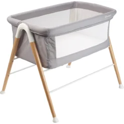 Babygo Goodnight Grey Wieg 4361 12 Babygo Goodnight Grey Wieg 4361 -Babyproducten Winkel babygo goodnight grey wieg aan bed 2