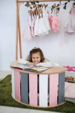 Luna Toys Houten Tafelblad Voor Schommelstoel LU-36912 9 Luna Toys Houten Tafelblad Voor Schommelstoel LU-36912 -Babyproducten Winkel luna toys houten tafelblad voor schommelstoel lu 36912 3