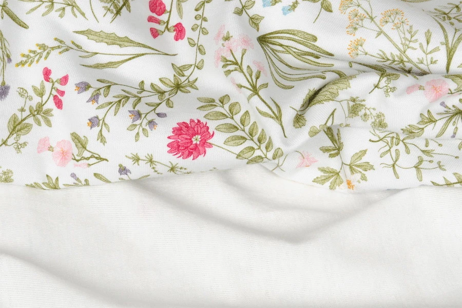 Babymatex Ines Flowers 100x150 Cm Ledikantdeken TO0100_35 2 Babymatex Ines Flowers 100x150 Cm Ledikantdeken TO0100_35 - Afbeelding 2